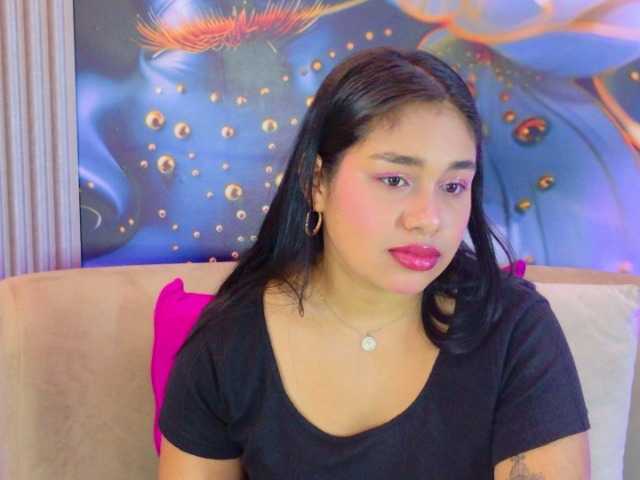 evediamondcr live cam on BongaCams