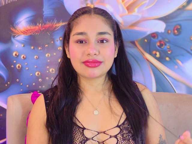 evediamondcr live cam on BongaCams