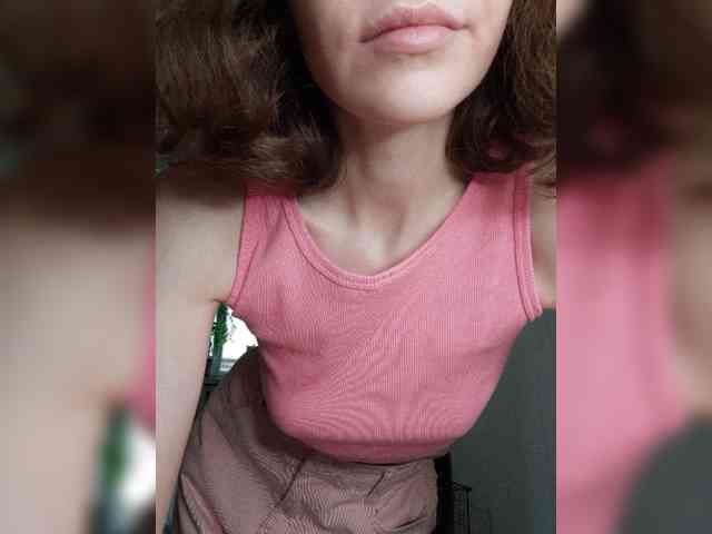 Naechka Live Webcam on BongaCams