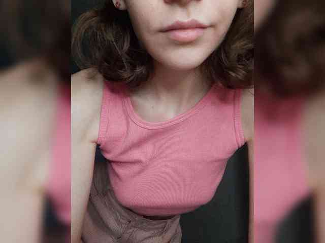 Naechka Live Webcam on BongaCams