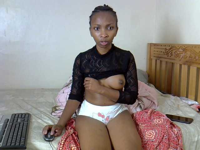 Misk live cam on BongaCams