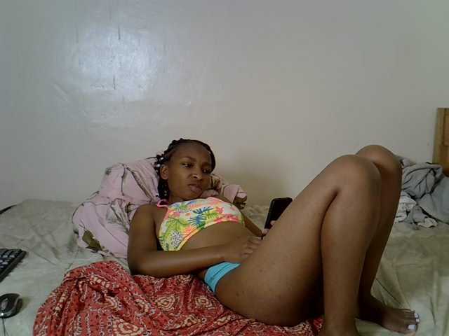 Misk live cam on BongaCams