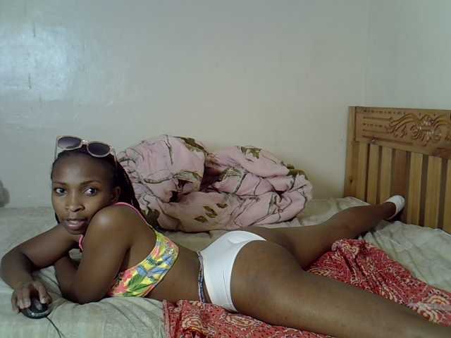 Misk live cam on BongaCams