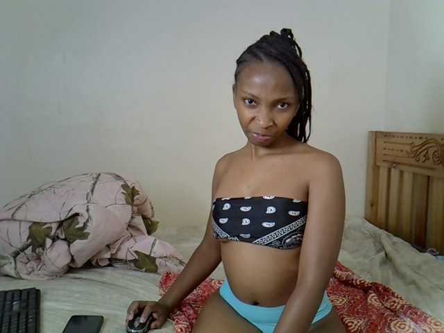 Misk live cam on BongaCams