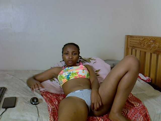 Misk live cam on BongaCams