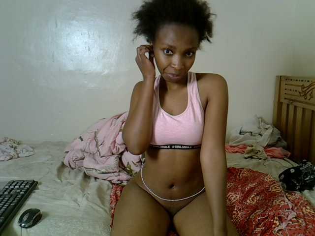 Misk live cam on BongaCams
