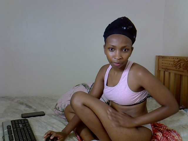 Misk live cam on BongaCams