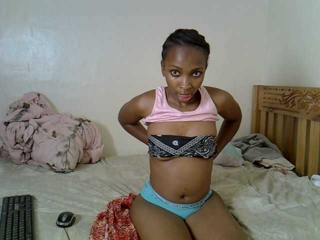 Misk live cam on BongaCams