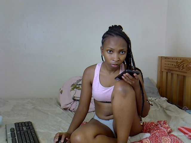 Misk live cam on BongaCams