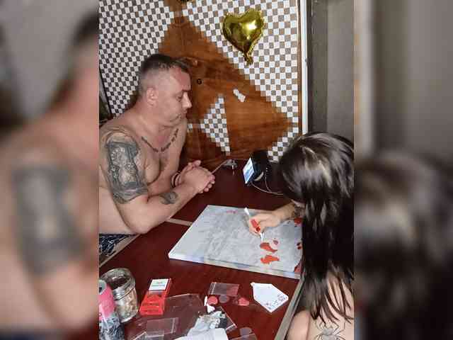 999Hot-Couple999 webcam