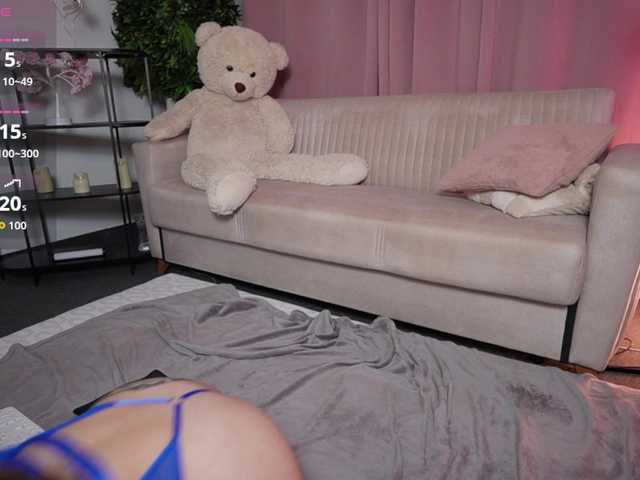 AlyssaVey live cam on BongaCams