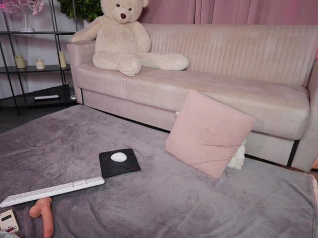 AlyssaVey live cam on BongaCams