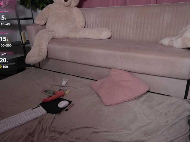 AlyssaVey live cam on BongaCams