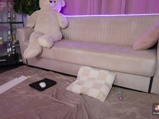 AlyssaVey live cam on BongaCams