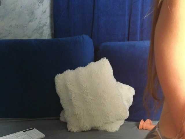 AlyssaVey live cam on BongaCams