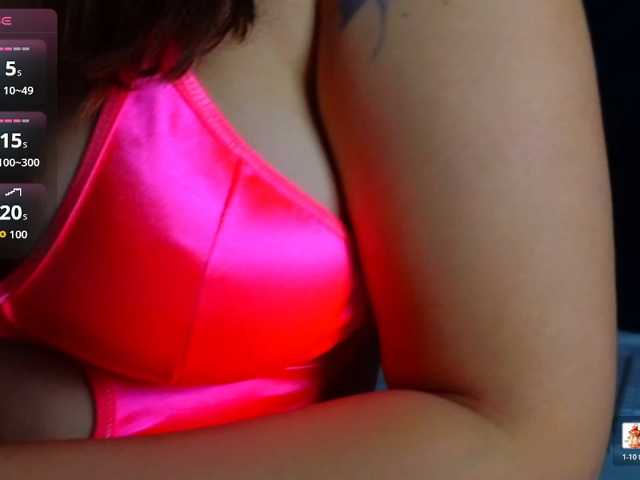 AlyssaVey live cam on BongaCams