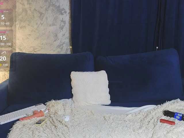 AlyssaVey live cam on BongaCams