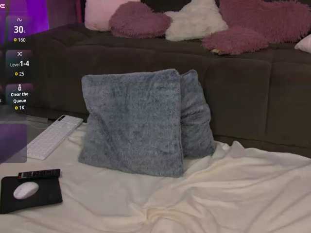 AlyssaVey live cam on BongaCams