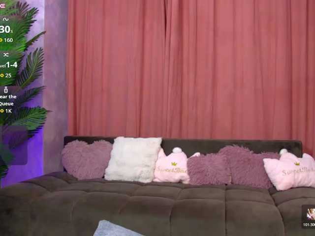 AlyssaVey live cam on BongaCams