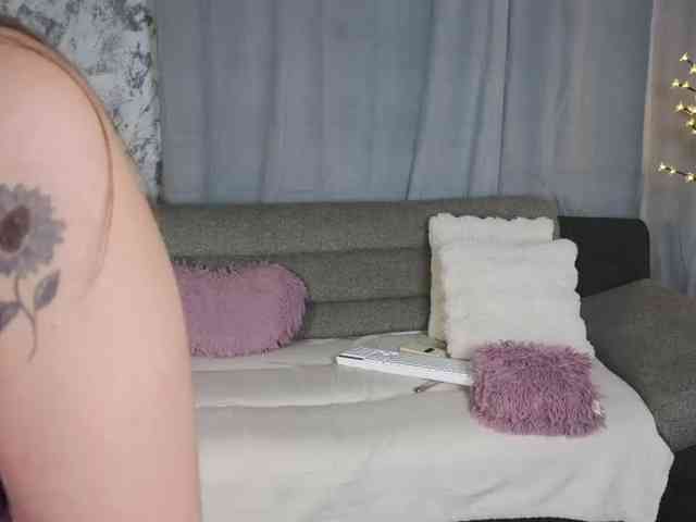 AlyssaVey webcam