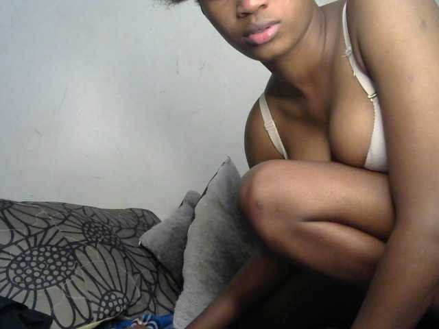 Sexy-Taliana live cam on BongaCams