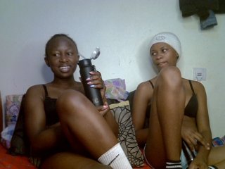 Sexyy-Duo's Live Webcam