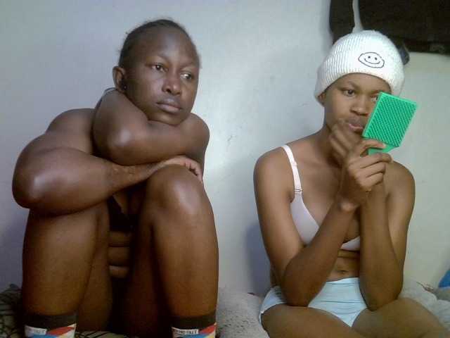 Sexyy-Duo live cam preview