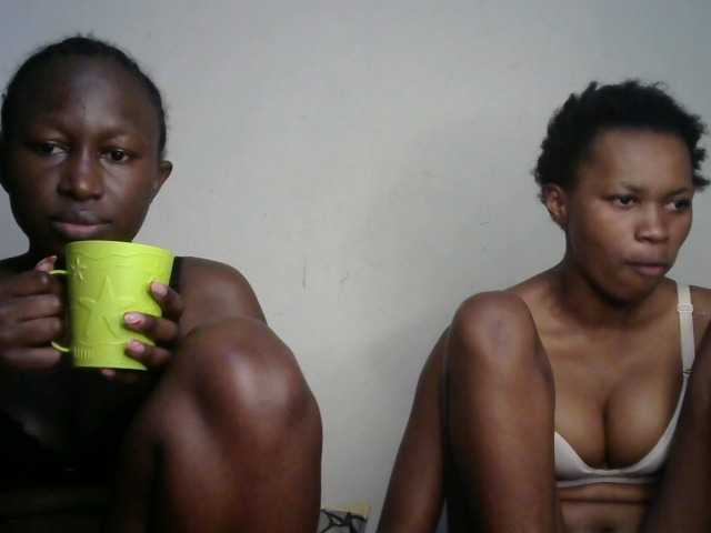 Sexyy-Duo live cam on BongaCams