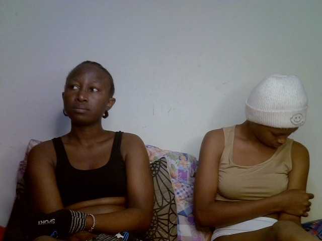 Sexyy-Duo live cam on BongaCams