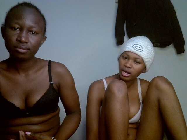 Sexyy-Duo live cam preview
