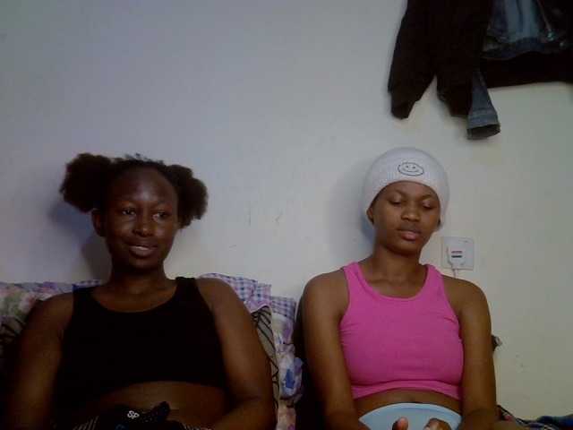 Sexyy-Duo live cam preview