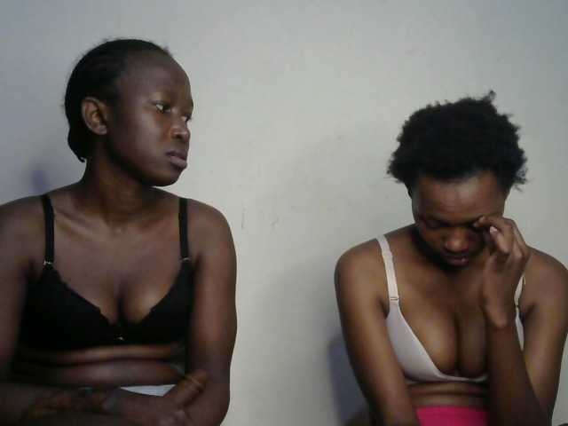 Sexyy-Duo live cam on BongaCams