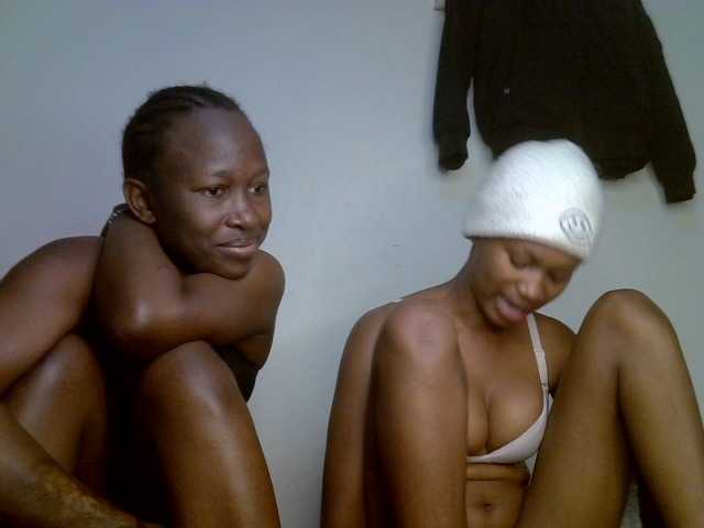 Sexyy-Duo live cam preview