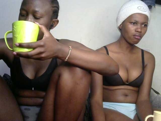 Sexyy-Duo live cam on BongaCams