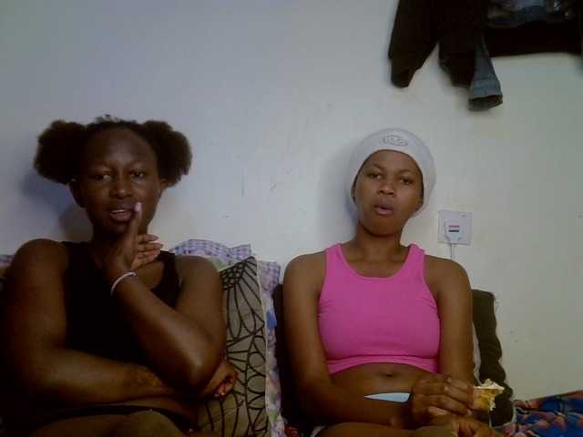Sexyy-Duo live cam on BongaCams