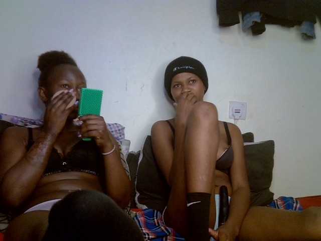 Sexyy-Duo live cam on BongaCams