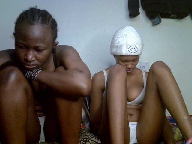 Sexyy-Duo live cam on BongaCams
