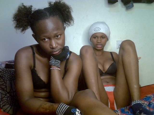 Sexyy-Duo live cam preview