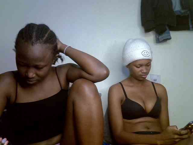 Sexyy-Duo webcam