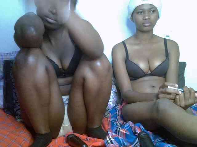 Sexyy-Duo webcam