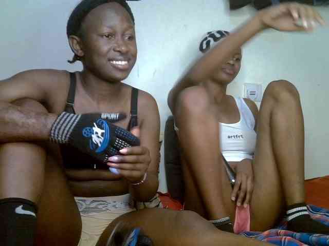 Sexyy-Duo webcam