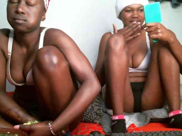 Sexyy-Duo webcam