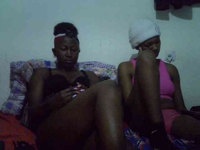 Sexyy-Duo webcam