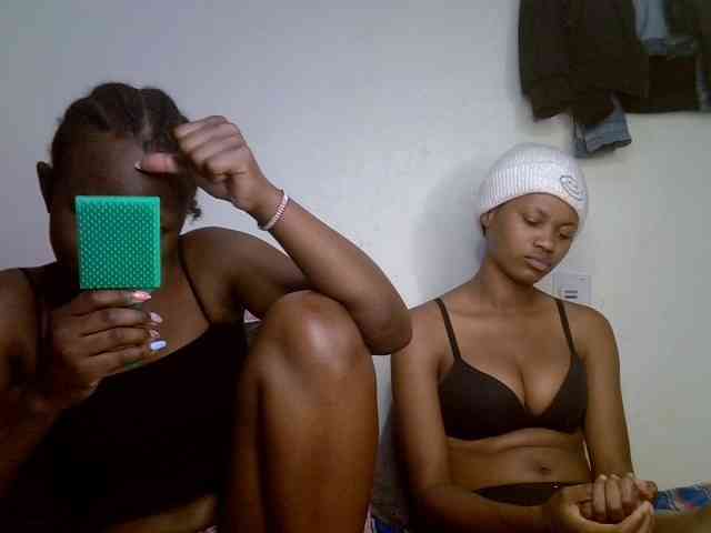 Sexyy-Duo webcam