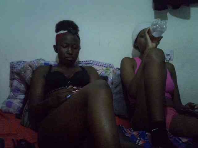 Sexyy-Duo webcam
