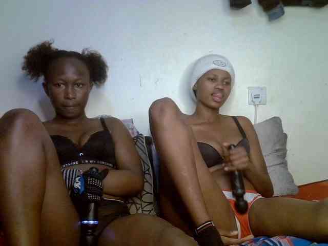 Sexyy-Duo webcam
