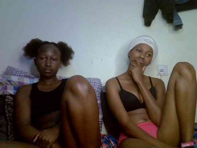 Sexyy-Duo webcam