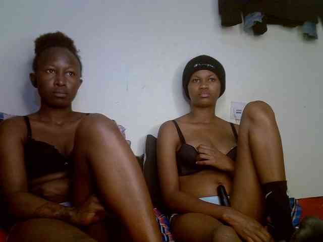 Modella: Sexyy-Duo
