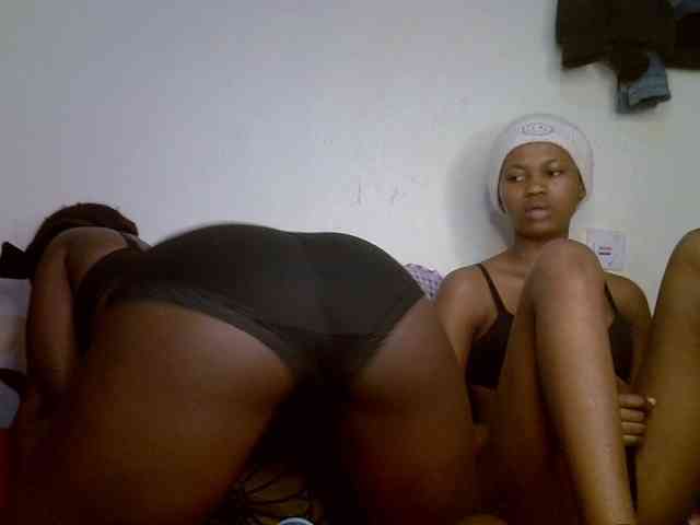 Sexyy-Duo webcam