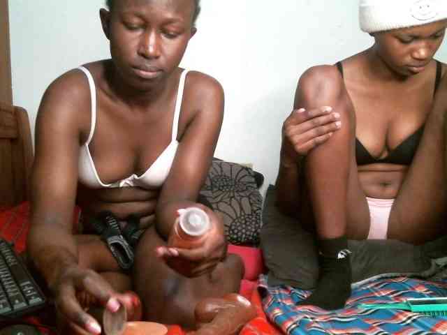 Sexyy-Duo webcam